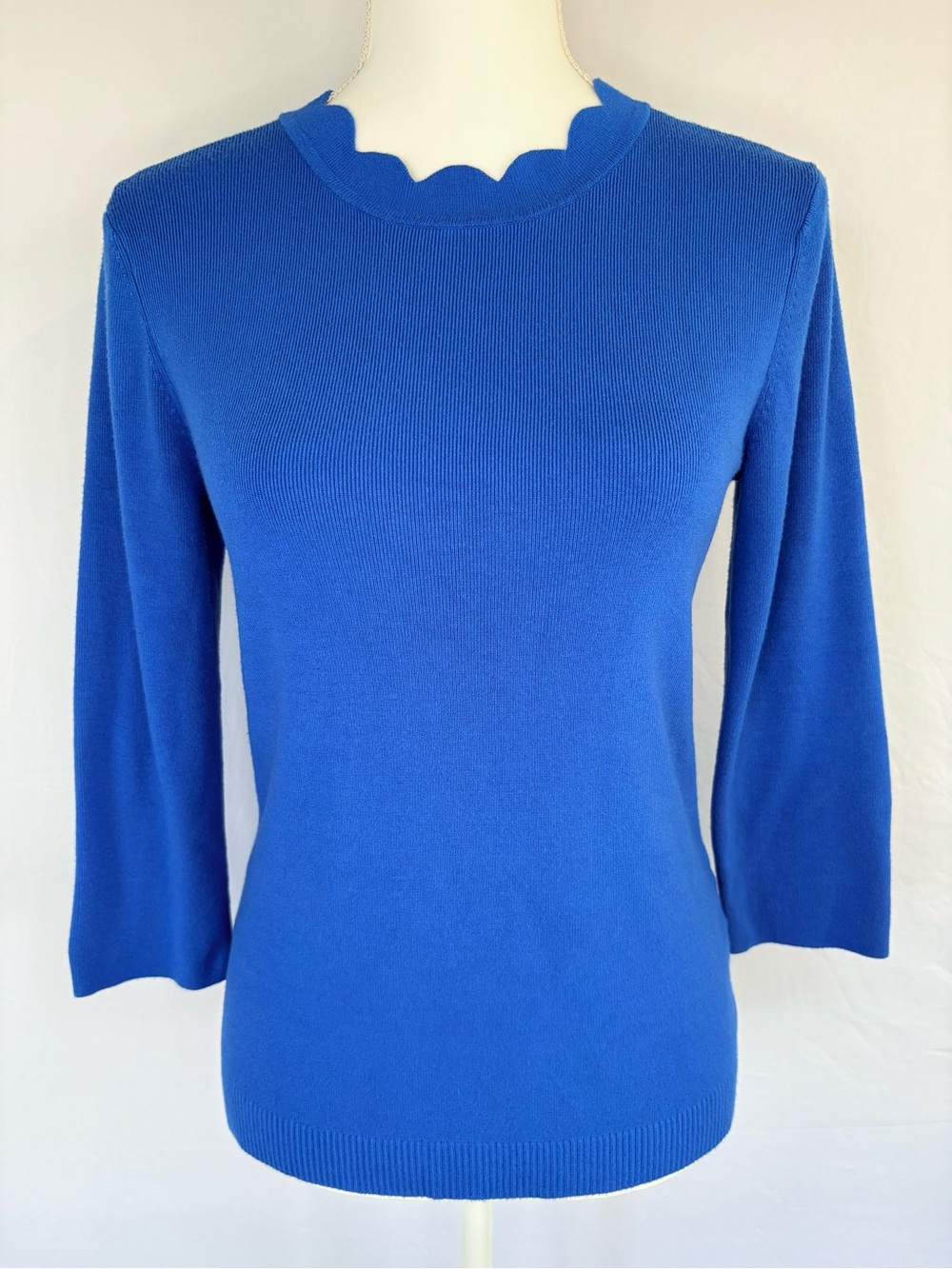 41 Hawthorn Seena Royal Blue Scalloped Neckline Ribbed Knit Sweater Small S